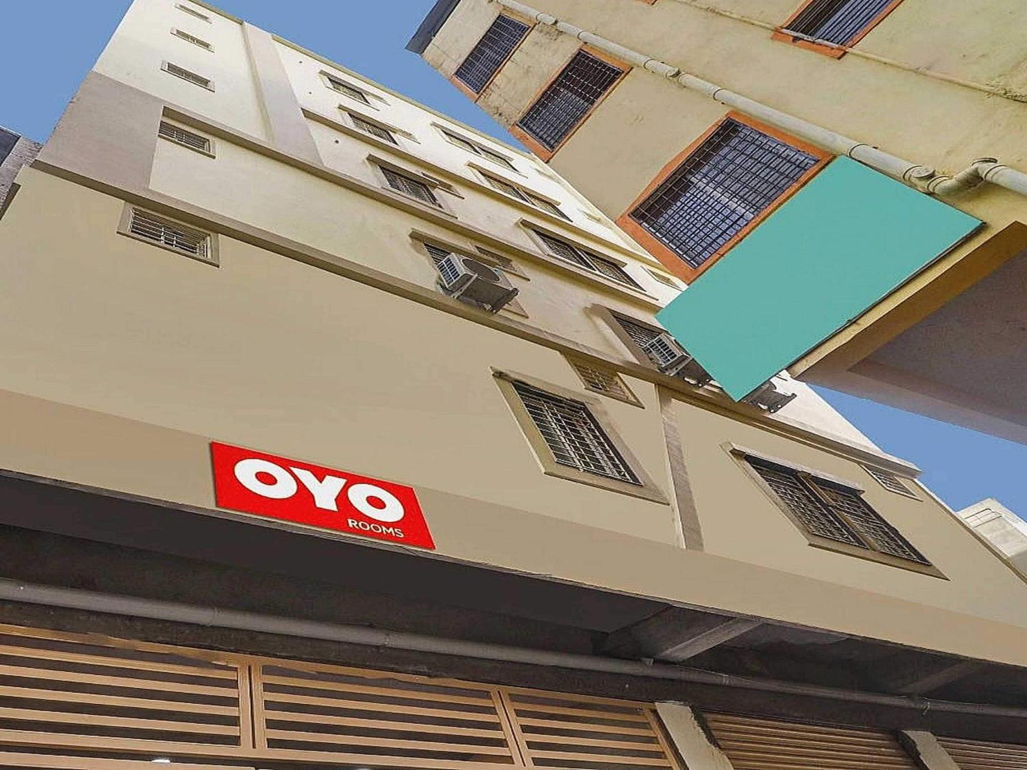 Hotel O Lal Residency Делхи Екстериор снимка
