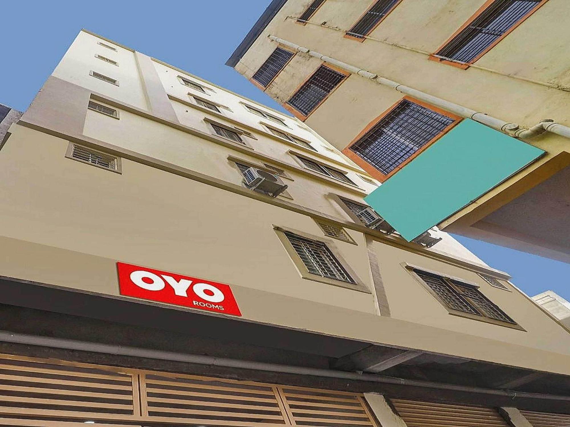 Hotel O Lal Residency Делхи Екстериор снимка
