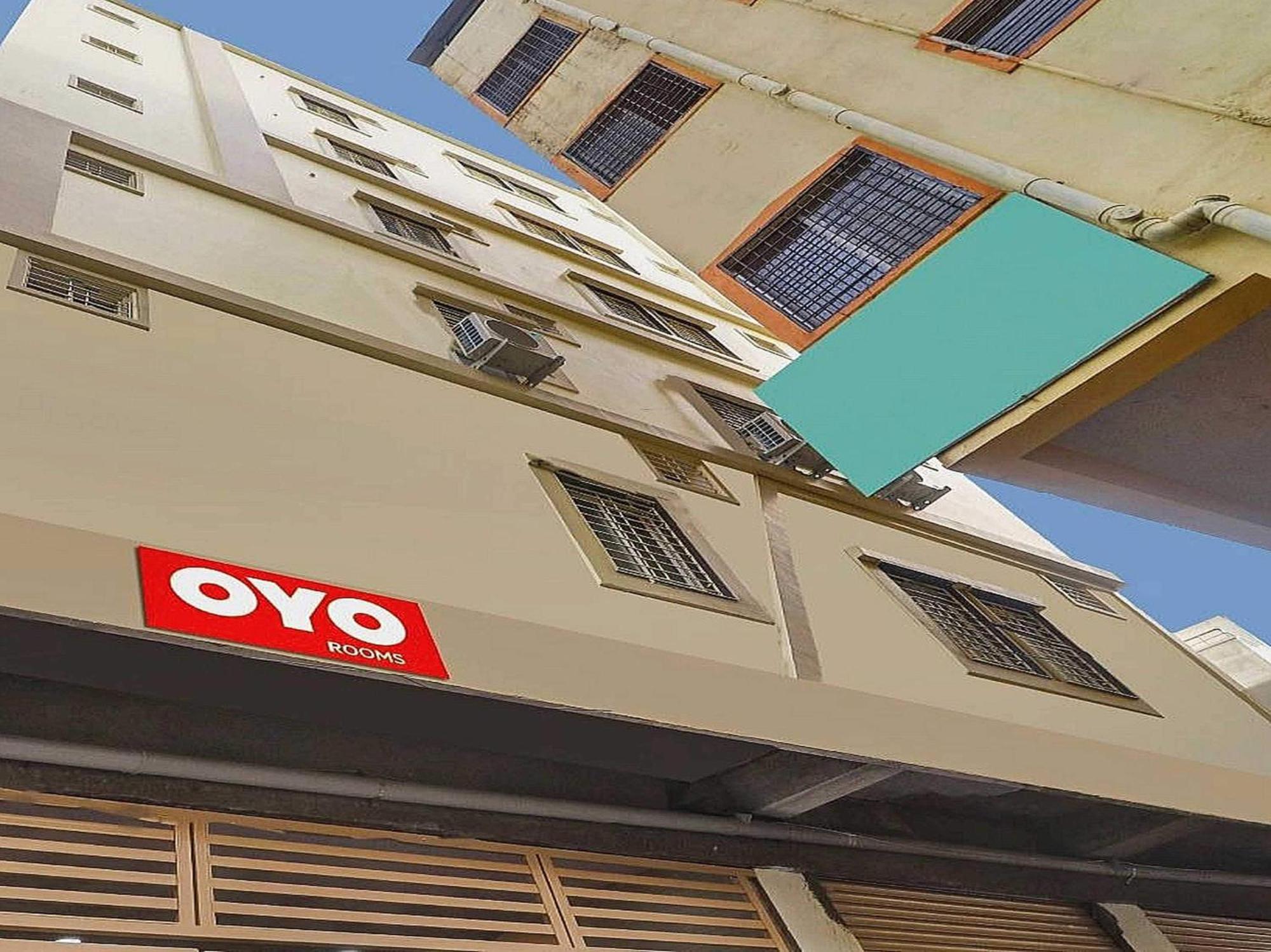 Hotel O Lal Residency Делхи Екстериор снимка