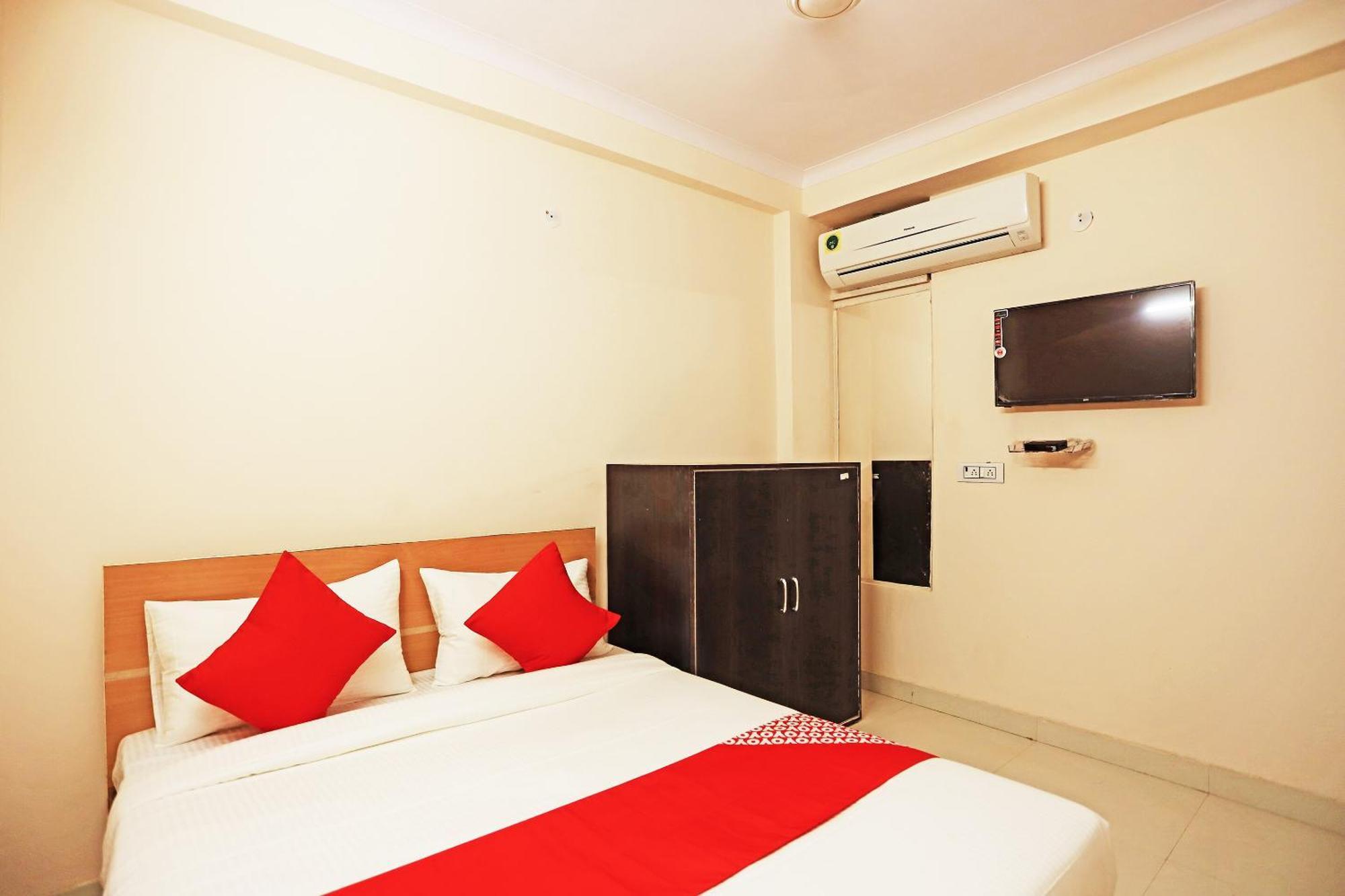 Hotel O Lal Residency Делхи Екстериор снимка