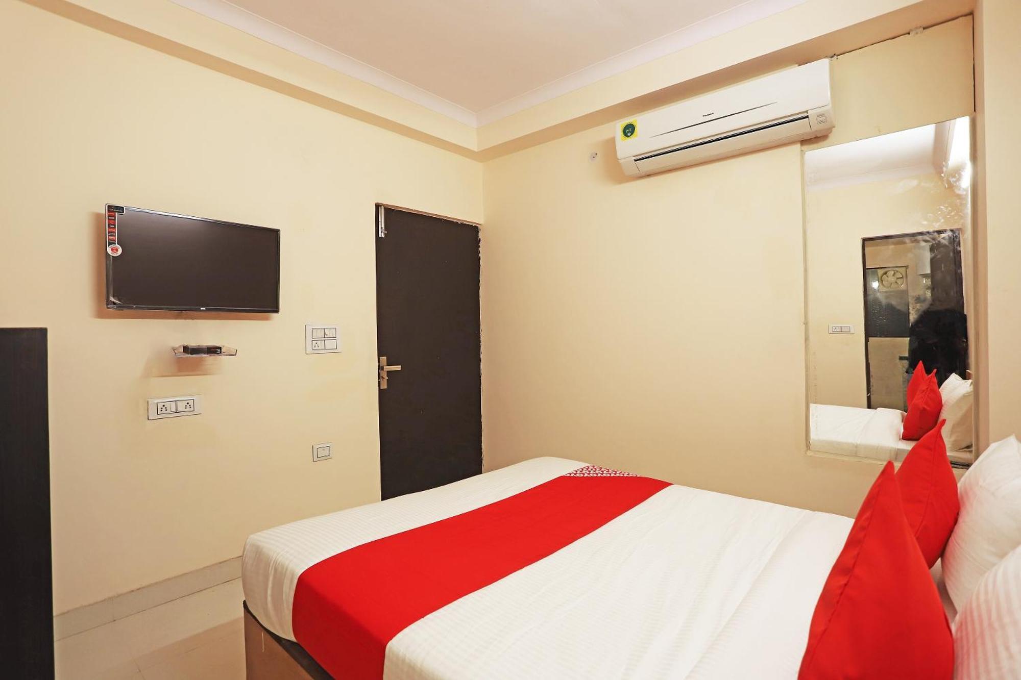 Hotel O Lal Residency Делхи Екстериор снимка